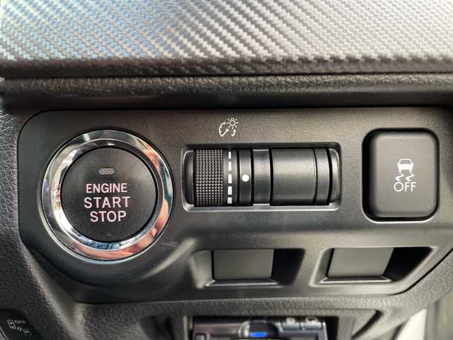 スバル レヴォーグ 1．6GT－S アイサイト 京都府 2015(平27)年 7.1万km クリスタルホワイトP 純正メモリナビ　Ｂｌｕｅｔｏｏｔｈオーディオ　フルセグ　ＤＶＤ再生　ＵＳＢ接続　サイドカメラ　レーダークルーズ　ブラインドスポットモニター　ＬＥＤヘッドライト　ビルトインＥＴＣ　スマートキー　禁煙車