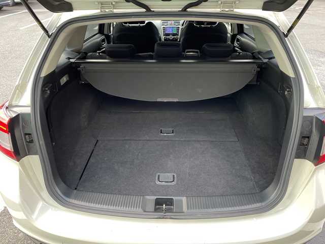 スバル レヴォーグ 1．6GT－S アイサイト 京都府 2015(平27)年 7.1万km クリスタルホワイトP 純正メモリナビ　Ｂｌｕｅｔｏｏｔｈオーディオ　フルセグ　ＤＶＤ再生　ＵＳＢ接続　サイドカメラ　レーダークルーズ　ブラインドスポットモニター　ＬＥＤヘッドライト　ビルトインＥＴＣ　スマートキー　禁煙車