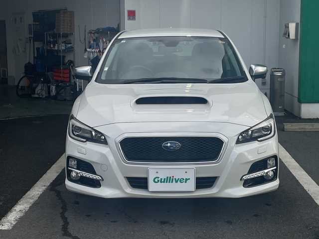スバル レヴォーグ 1．6GT－S アイサイト 京都府 2015(平27)年 7.1万km クリスタルホワイトP 純正メモリナビ　Ｂｌｕｅｔｏｏｔｈオーディオ　フルセグ　ＤＶＤ再生　ＵＳＢ接続　サイドカメラ　レーダークルーズ　ブラインドスポットモニター　ＬＥＤヘッドライト　ビルトインＥＴＣ　スマートキー　禁煙車