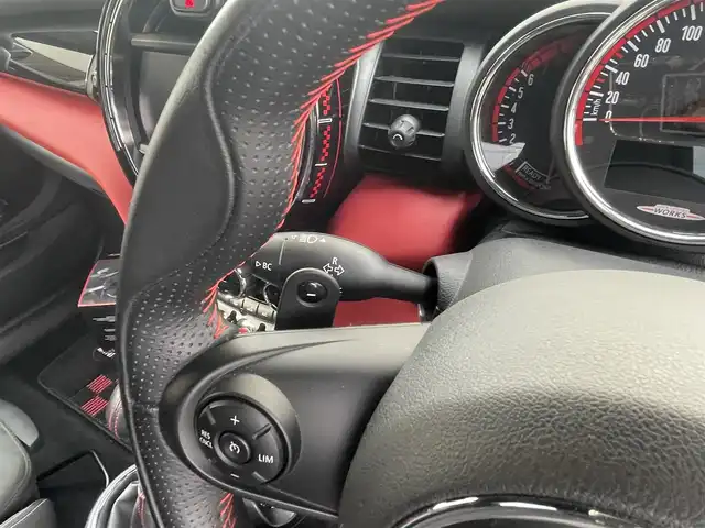 ＭＩＮＩ ミニ ジョンクーパーワークス 愛知県 2016(平28)年 2.8万km ペッパー・ホワイト AIS評点5点 内装A/ユーザー買取　/メーカーHDDナビ　/バックカメラ　/ミラー一体型ETC /前後ドライブレコーダー　/スマートキー　/LEDヘッド　/パドルシフト　/ステアリングスイッチ　/スペアキー　