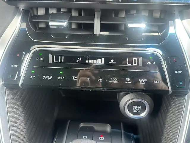 トヨタ ハリアー Z レザーパッケージ 愛知県 2024(令6)年 3.2万km プラチナホワイトパールマイカ モデリスタエアロパーツ/（フロント、サイド、リア）/JBLサウンド/トヨタセーフティーセンサー/プリクラッシュセーフティー/純正ナビ/全方位カメラ/ブラインドスポットモニター/クルーズコントロール/レザーシート/パワーシート/シートヒーター/エアシート/フルセグTV/テレビキャンセラー/ステアリングヒーター/メモリシート/デジタルインナーミラー/電動リアゲード/オートライト/オートマチックハイビーム/オートホールド/コーナーセンサー/ドライブレコーダー