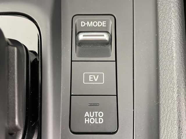 日産 ノート S FOUR 道央・札幌 2022(令4)年 2.3万km ホワイト ・４WD /e-POWER/・エマージェンシーブレーキ/・セーフティ・シールド/・社外9インチナビ/・DVD.CD.SD.Bluetooth/・フルセグ/バックカメラ/・運転席.助手席シートヒーター/・オートハイビーム/・スタッドレス積み込み/・ETC/・キーレス