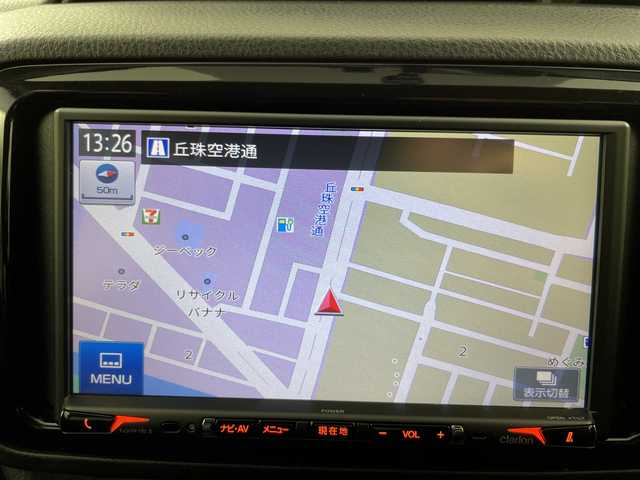 トヨタ ヴィッツ F 道央・札幌 2018(平30)年 4.6万km スーパーホワイトⅡ ・４WD/・寒冷地仕様/・メモリーナビ/　CD/BT/USB/・バックカメラ/・ETC/・フロントデアイサー/・ライトレベライザー/・フォグライト/・キーレス/・フロアマット/・ドアバイザー/・ホイール付スタッドレス積込