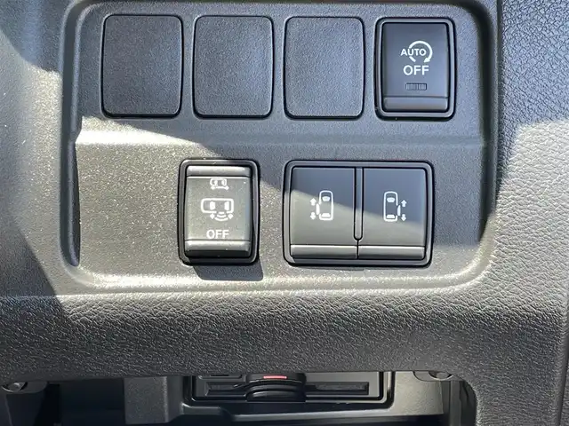 日産 セレナ ハイウェイスターVセレクションⅡ 福岡県 2019(令1)年 4.5万km マルーンレッド プロパイロット/フリップダウンモニター/純正９インチナビ（ＭＭ５１８Ｄ－Ｌ）/フルセグTV/CD/DVD/BD/BT/SD/AUX/全周囲カメラ/エマージェンシーブレーキ/LDW/ハンズフリー両側パワースライドドア/デジタルインナーミラー/パーキングアシスト/ＥＴＣ/レーダークルーズコントロール/ＬＥＤオートライト/フォグランプ/純正アルミ/ロールサンシェード/シートバックテーブル/電動パーキング/ブレーキホールド/スマートキー/プッシュスタート/アイドリングストップ