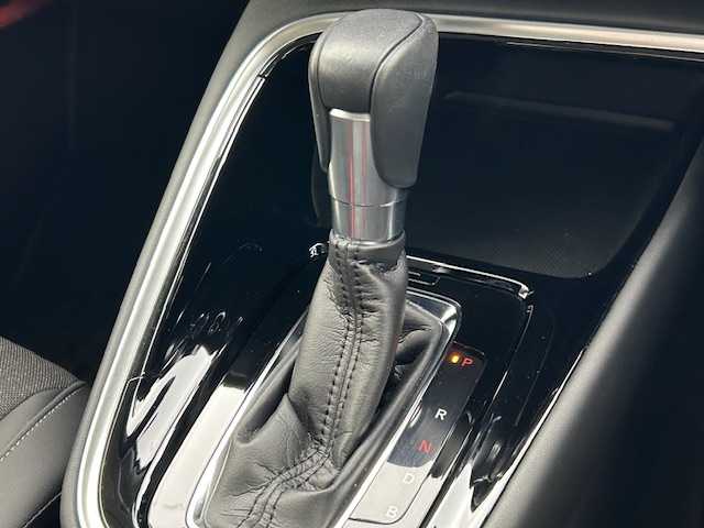 ホンダ ヴェゼル ハイブリッド e:HEV Z 宮城県 2021(令3)年 1.7万km サンドカーキパール 純正ディスプレイオーディオ/（ナビ　フルセグＴＶ　Ｂｌｕｅｔｏｏｔｈ接続）/ビルトインＥＴＣ/バックカメラ/前後コーナーセンサー/全方位ドライブレコーダー/前席シートヒーター/電動リアゲート/レーンアシスト/ステアリングヒーター/ブラインドスポットインフォメーション/純正１８インチアルミホイール/追従型クルーズコントロール/オートマチックハイビーム/アイドリングストップ/USB入力端子
