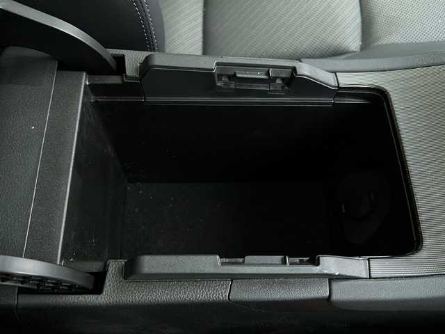 トヨタ ハリアー Z レザーパッケージ 茨城県 2020(令2)年 4.7万km プレシャスブラックパール Toyota Safety Sense/-プリクラッシュセーフティ/レーントレーシングアシスト/オートマチックハイビーム/ロードサインアシスト/レーダークルーズコントロール/フロントモデリスタエアロ/調光パノラマルーフ/電動サンシェード/JBLサウンド/純正12.3インチHDディスプレイオーディオ/-Bluetooth/フルセグTV/バックカメラ/USB/前後方録画機能付デジタルインナーミラー/ブラインドスポットモニター/LEDオートライト/革シート/DN席パワーシート/シートメモリー/ヒートシーター/エアシート/純正19インチアルミホイール/ステアリングスイッチ/スマートキー/ビルトインETC2.0/取扱説明書