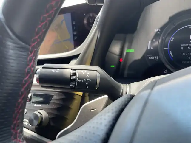 レクサス ＥＳ 300h Fスポーツ 福岡県 2019(平31)年 5.6万km ホワイトノーヴァガラスフレーク ムーンルーフ/Fスポーツ専用パワーシート/サンシェード/純正ナビ/フルセグTV/三眼LEDヘッドライト/デジタルインナーミラー/ブラインドスポットモニター/パワートランク/シートメモリー/シーケンシャルウィンカー/PASA/RCTA/先行車発信告知/EVMODE/ブレーキホールド/LEXUS純正エンジンスターター/バックサイドモニター/ビルトインETC２．０/ワンオーナー/パドルシフト/ACC/クリアランスソナー/TVキャンセラー/LEXUSセーフティプラス