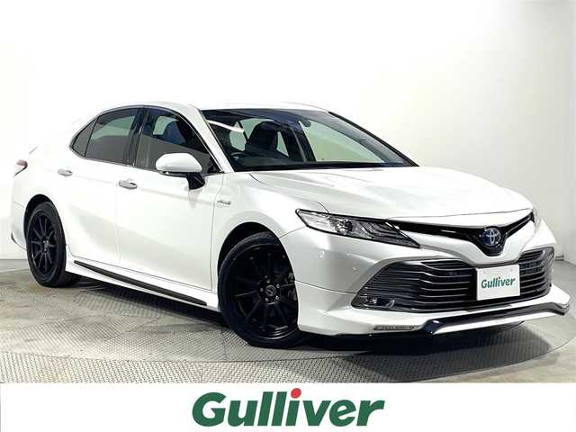 トヨタ カムリ G レザーパッケージ 大阪府 2019(令1)年 3万km プラチナホワイトパールマイカ 純正８ｉｎｃナビ　ＴＲＤエアロ　衝突軽減　レーンアシスト　クリアランスソナー　ＢＳＭ　オートハイビーム　ＥＴＣ　ドラレコ　シートヒーター　バックカメラ　　レーダークルコン　プッシュスタート