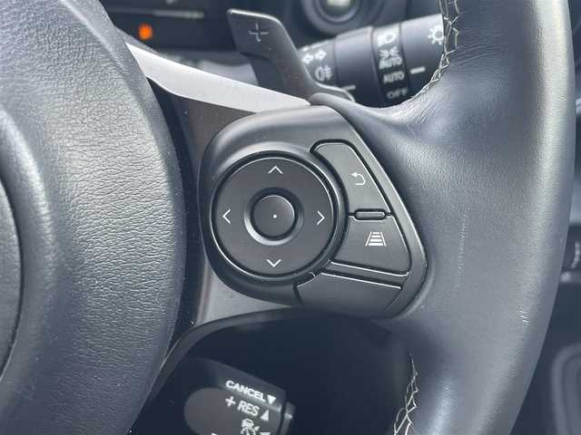 トヨタ ＧＲ８６ RZ 滋賀県 2023(令5)年 1.3万km 赤 ９型ナビ/（CD/DVD/フルセグ/Bluetooth）/バックカメラ/ＥＴＣ/アイサイト/衝突軽減ブレーキ/追従クルコン/レーンアシスト/全方位ドラレコ/ハーフレザー/シートヒーター/パドルシフト/LEDヘッドライト/フォグライト