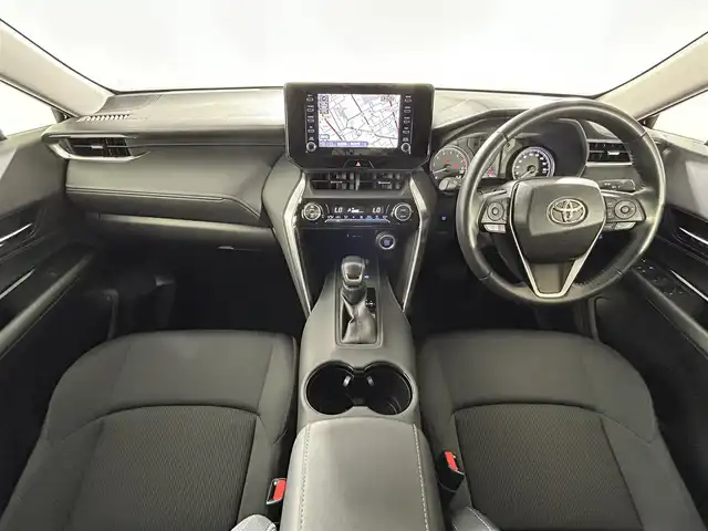 トヨタ ハリアー S 佐賀県 2022(令4)年 2.9万km ブラック 純正8インチディスプレイオーディオ/AM/FM/Bluetooth/Miracast/バックカメラ/ETC/プリクラッシュセーフティ/レーントレーシングアシスト/クルーズコントロール(追従あり)/オートマチックハイビーム/ロードサイトアシスト/パーキングサポートブレーキ/LEDヘッドライト/オートライト/純正17インチアルミホイール/純正フロアマット/革巻きステアリング/ステアリングスイッチ/ダイヤル式左右独立温度調整オートエアコン/スマートキー/プッシュスタート/禁煙車