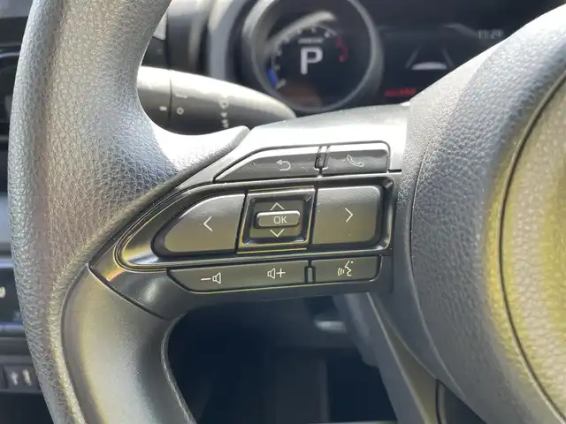 トヨタ ヤリス G 石川県 2023(令5)年 1.9万km プラチナホワイトパールマイカ 4WD/純正ディスプレイオーディオ/ナビ/バックカメラ/LEDヘッドライト/ETC/ドライブレコーダー/トヨタセーフティセンス/レーダークルーズ/スマートキー/プッシュスタート/電動ミラー/オートライト