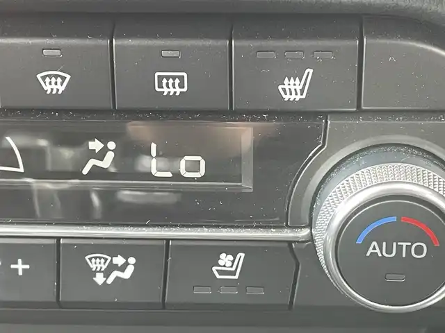 マツダ ＣＸ－５ XD エクスクルーシブモード 山形県 2021(令3)年 6.6万km スノーフレイクホワイトパールマイカ 4WD/サンルーフ/BOSEサウンドシステム/純正SDナビ/　　【BT フルセグ USB】/全周囲カメラ/電動リアゲート/レーダークルーズコントロール/LEDオートヘッドライト/レザーシート/パワーシート/シートエアコン/シートヒーター/ドライブレコーダー/アイドリングストップ/コーナーセンサー/ステアリングスイッチ/ステアリングヒーター/パドルシフト/電動格納ウィンカーミラー/フォグランプ/スマートキー×2/ETC