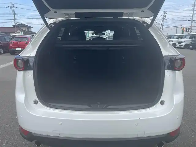 マツダ ＣＸ－５ XD エクスクルーシブモード 山形県 2021(令3)年 6.6万km スノーフレイクホワイトパールマイカ 4WD/サンルーフ/BOSEサウンドシステム/純正SDナビ/　　【BT フルセグ USB】/全周囲カメラ/電動リアゲート/レーダークルーズコントロール/LEDオートヘッドライト/レザーシート/パワーシート/シートエアコン/シートヒーター/ドライブレコーダー/アイドリングストップ/コーナーセンサー/ステアリングスイッチ/ステアリングヒーター/パドルシフト/電動格納ウィンカーミラー/フォグランプ/スマートキー×2/ETC