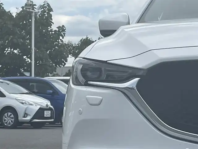 マツダ ＣＸ－５ XD エクスクルーシブモード 山形県 2021(令3)年 6.6万km スノーフレイクホワイトパールマイカ 4WD/サンルーフ/BOSEサウンドシステム/純正SDナビ/　　【BT フルセグ USB】/全周囲カメラ/電動リアゲート/レーダークルーズコントロール/LEDオートヘッドライト/レザーシート/パワーシート/シートエアコン/シートヒーター/ドライブレコーダー/アイドリングストップ/コーナーセンサー/ステアリングスイッチ/ステアリングヒーター/パドルシフト/電動格納ウィンカーミラー/フォグランプ/スマートキー×2/ETC