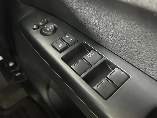 ホンダ Ｎ ＢＯＸ G Lパッケージ 佐賀県 2016(平28)年 1.3万km ブリティッシュグリーンP 純正7インチナビ/CD/DVD/フルセグTV/Bluetooth/片側パワースライドドア/横滑り防止/ビルトインETC/サンシェード/電動格納ミラー/スマートキー/スペアキー/純正フロアマット/シートバックテーブル/ドアバイザー