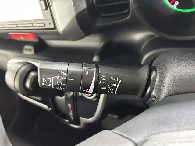 ホンダ Ｎ ＢＯＸ G Lパッケージ 佐賀県 2016(平28)年 1.3万km ブリティッシュグリーンP 純正7インチナビ/CD/DVD/フルセグTV/Bluetooth/片側パワースライドドア/横滑り防止/ビルトインETC/サンシェード/電動格納ミラー/スマートキー/スペアキー/純正フロアマット/シートバックテーブル/ドアバイザー