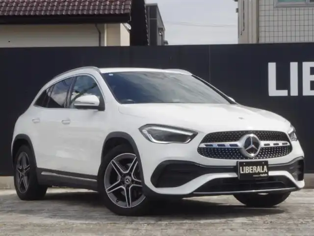 メルセデス・ベンツ ＧＬＡ２００ｄ 4マチック AMGライン 岩手県 2021(令3)年 3.3万km ポーラホワイト ワンオーナー/レーダーセーフティ パッケージ/ナビゲーションパッケージ/フルセグTV/全方位カメラ/ハーフレザーシート/パワーシート/シートヒーター /パワーバックドア/ドラレコ/DSRC/アンビエントライト/マルチビームLED/インテリジェントライトシステム