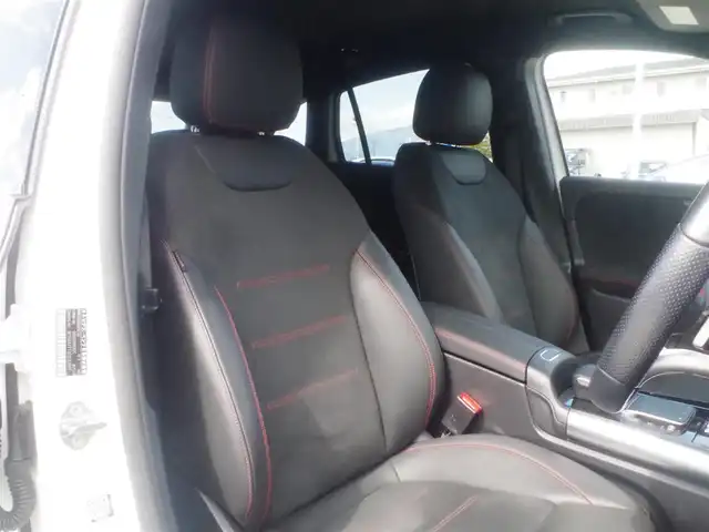 メルセデス・ベンツ ＧＬＡ２００ｄ 4マチック AMGライン 岩手県 2021(令3)年 3.3万km ポーラホワイト ワンオーナー/レーダーセーフティ パッケージ/ナビゲーションパッケージ/フルセグTV/全方位カメラ/ハーフレザーシート/パワーシート/シートヒーター /パワーバックドア/ドラレコ/DSRC/アンビエントライト/マルチビームLED/インテリジェントライトシステム