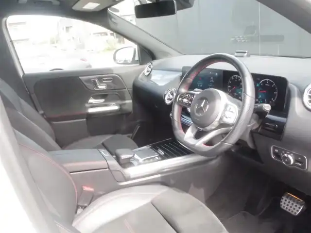 メルセデス・ベンツ ＧＬＡ２００ｄ 4マチック AMGライン 岩手県 2021(令3)年 3.3万km ポーラホワイト ワンオーナー/レーダーセーフティ パッケージ/ナビゲーションパッケージ/フルセグTV/全方位カメラ/ハーフレザーシート/パワーシート/シートヒーター /パワーバックドア/ドラレコ/DSRC/アンビエントライト/マルチビームLED/インテリジェントライトシステム