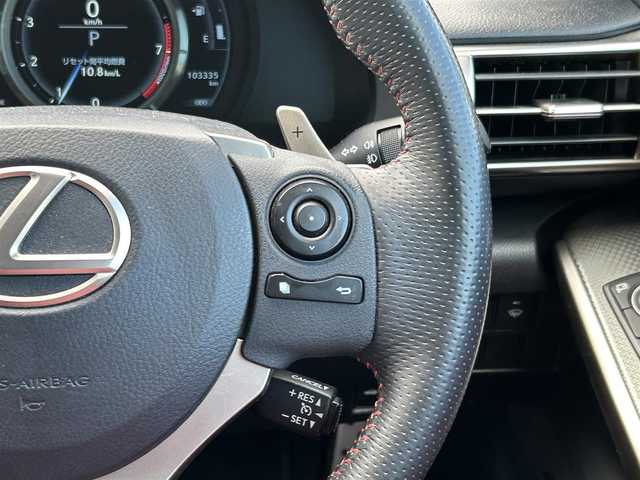 レクサス ＩＳ 250 Fスポーツ 道東・釧路十勝 2014(平26)年 10.4万km ホワイトノーヴァガラスフレーク 4WD/寒冷地仕様/純正ナビ/（DVD/CD/SD/BT）/フルセグTV/バックカメラ/純正エンジンスターター/前後ドライブレコーダー/クルーズコントロール/パドルシフト/ワイパーデアイサー/ビルトインETC/横滑り防止/レザーシート/前席パワーシート/前席シートヒーター/ベンチレーション/HIDライト/LEDフォグ/リヤフォグ/プッシュスタート/スマートキー/電格ミラー/ウィンカーミラー