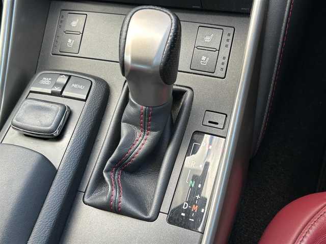 レクサス ＩＳ 250 Fスポーツ 道東・釧路十勝 2014(平26)年 10.4万km ホワイトノーヴァガラスフレーク 4WD/寒冷地仕様/純正ナビ/（DVD/CD/SD/BT）/フルセグTV/バックカメラ/純正エンジンスターター/前後ドライブレコーダー/クルーズコントロール/パドルシフト/ワイパーデアイサー/ビルトインETC/横滑り防止/レザーシート/前席パワーシート/前席シートヒーター/ベンチレーション/HIDライト/LEDフォグ/リヤフォグ/プッシュスタート/スマートキー/電格ミラー/ウィンカーミラー