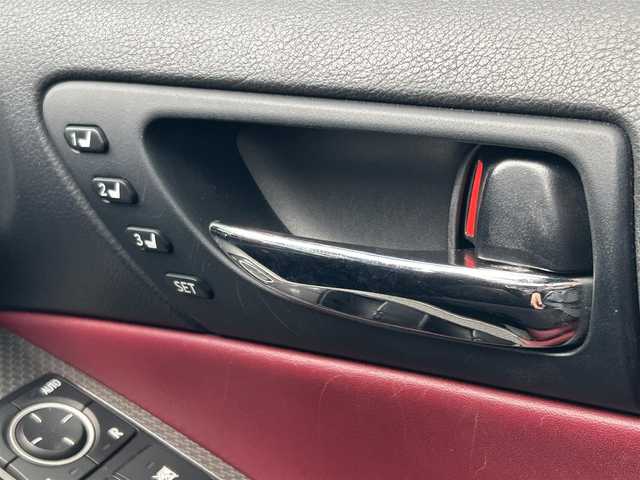 レクサス ＩＳ 250 Fスポーツ 道東・釧路十勝 2014(平26)年 10.4万km ホワイトノーヴァガラスフレーク 4WD/寒冷地仕様/純正ナビ/（DVD/CD/SD/BT）/フルセグTV/バックカメラ/純正エンジンスターター/前後ドライブレコーダー/クルーズコントロール/パドルシフト/ワイパーデアイサー/ビルトインETC/横滑り防止/レザーシート/前席パワーシート/前席シートヒーター/ベンチレーション/HIDライト/LEDフォグ/リヤフォグ/プッシュスタート/スマートキー/電格ミラー/ウィンカーミラー