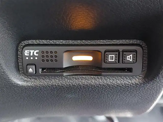 ホンダ シビック タイプR 東京都 2018(平30)年 2万km クリスタルブラックパール BLITZタワーバー/GPSレーダー/純正ナビ(VXM-185VFi)/【CD/DVD/BT/TV/ipod】/バックカメラ/ETC/前後ドライブレコーダー/プッシュスタート/クルーズコントロール/コーナーセンサー/LEDヘッドライト/フォグランプ/オートライト/革巻きステアリング/ステアリングスイッチ/20インチ純正アルミホイール/スマートキー