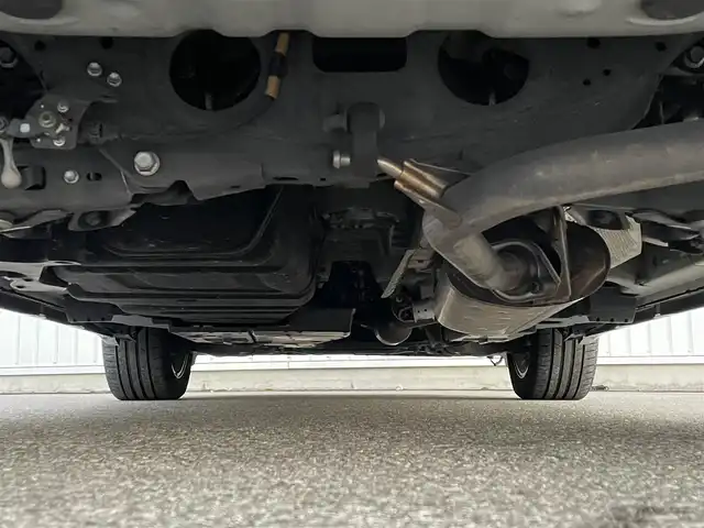 トヨタ ハリアー プログレス メタル&レザーP 滋賀県 2018(平30)年 6.1万km ホワイトパールクリスタルシャイン TRDフルエアロ/JBL/純正ナビ/(Bluetooth/フルセグ/CD/DVD)/トヨタセーフティーセンス/・プリクラッシュセーフティ/・アダプティブクルーズコントロール/・レーンキープアシスト/・アラウンドビューモニター/・Autoハイビーム/LEDオートライト/フォグ/レザーシート/シートヒーター/ベンチレーション/パワーシート（D席メモリ付き）/電動パーキング/ブレーキホールド/電動リアゲート/電動格納ミラー/純正ドライブレコーダー/純正フロアマット/ビルトインETC/USB