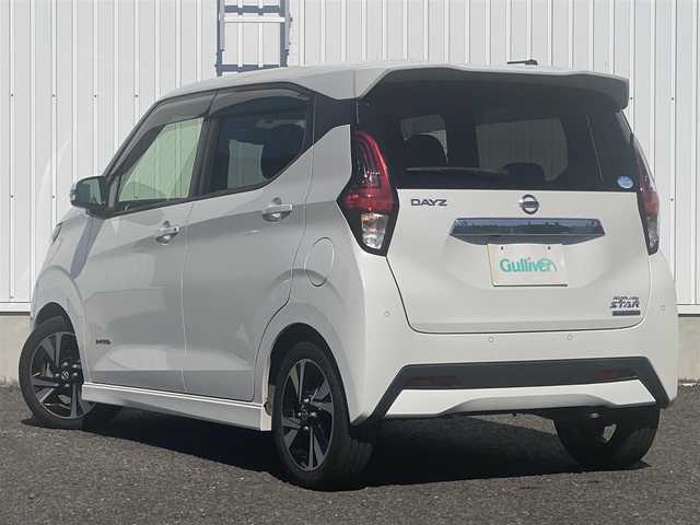 日産 デイズ ハイウェイスターG ターボ 熊本県 2019(令1)年 7.9万km 白 純正ナビ/BT/CD/DVD/SD/AM/FM/フルセグTV/バックカメラ/前方ドラレコ/エマージェンシーブレーキ/車線逸脱警報/前後コーナーセンサー/アイドリングストップ/ETC/ステアリングリモコン/プッシュスタート/・スマートキー/オートライト/・LEDヘッドライト/・フォグライト/純正AW/純正フロアマット/純正ドアバイザー/電動格納ミラー/・ミラーウィンカー