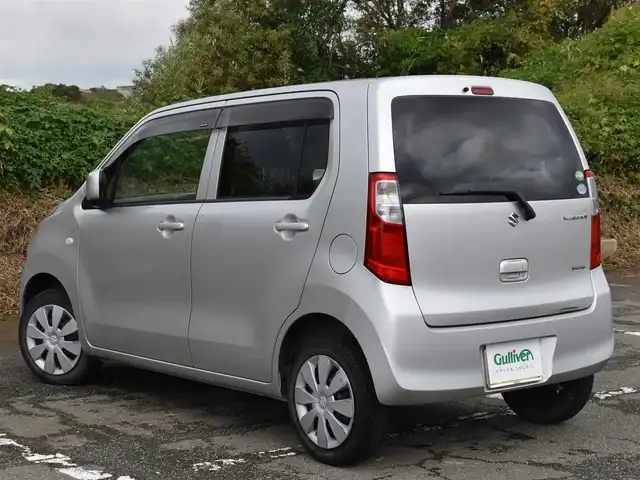 スズキ ワゴンＲ FX 福岡県 2013(平25)年 7.7万km スペリアホワイト/シルキーシルバーメタリック 純正CD/キーレスエントリー/アイドリングストップ