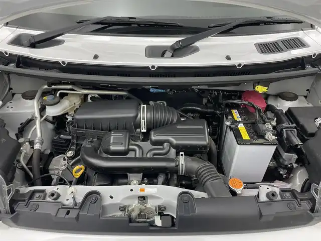 ダイハツ タフト G クロムベンチャー 岡山県 2022(令4)年 0.6万km シャイニングホワイトパール ガラスルーフ/社外ナビ(MDV-D309BTW)/(Bluetooth/CD/USB/iPod/AUX/ワンセグTV)/バックカメラ/シートヒーター/コーナーセンサー(前後)/LEDヘッドライト/ルーフレール/オートハイビーム/アイドリングストップ/オートブレーキホールド/レーンキープアシスト/純正アルミホイール/社外フロアマット/スマートキー(1本)/新車保証書/取扱説明書