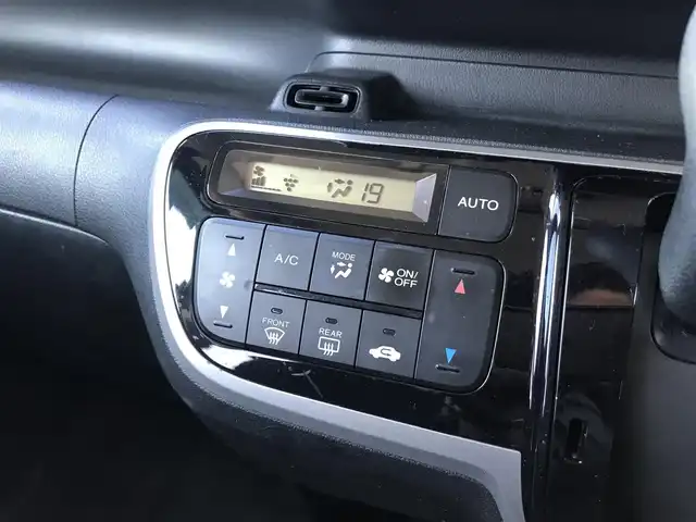 ホンダ Ｎ ＢＯＸ カスタム ターボ SSパッケージ 栃木県 2014(平26)年 7.8万km プレミアムゴールドパープルパール 株)IDOMが運営する【じしゃロン小山店】の自社ローン専用車両になります。こちらは現金またはオートローンご利用時の価格です。自社ローンご希望の方は別途その旨お申付け下さい//ワンオーナー/禁煙車/純正ワンセグナビ/（CD/DVD/AM/FMラジオ）/(Bluetooth)/スマートキー/プッシュスタート/バックカメラ/ＥＴＣ/両側パワースライドドア/シティブレーキアクティブシステム/クルーズコントロール/アイドリングストップ/チップアップシート/パドルシフト/ステアリングリモコン/電動格納ドアミラー/パワーウインドウ/オートライト