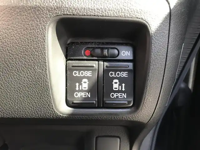 ホンダ Ｎ ＢＯＸ カスタム ターボ SSパッケージ 栃木県 2014(平26)年 7.8万km プレミアムゴールドパープルパール 株)IDOMが運営する【じしゃロン小山店】の自社ローン専用車両になります。こちらは現金またはオートローンご利用時の価格です。自社ローンご希望の方は別途その旨お申付け下さい//ワンオーナー/禁煙車/純正ワンセグナビ/（CD/DVD/AM/FMラジオ）/(Bluetooth)/スマートキー/プッシュスタート/バックカメラ/ＥＴＣ/両側パワースライドドア/シティブレーキアクティブシステム/クルーズコントロール/アイドリングストップ/チップアップシート/パドルシフト/ステアリングリモコン/電動格納ドアミラー/パワーウインドウ/オートライト