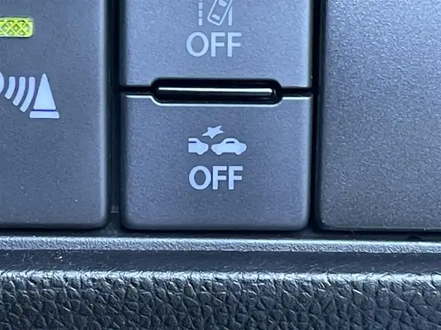 スズキ スイフト スポーツ 東京都 2023(令5)年 3万km プレミアムシルバーメタリック 純正ナビ　/全周囲カメラ　/フルセグＴＶ　/追従クルコン　/純正ドラレコ　/ビルトインＥＴＣ　/パドルシフト　/セーフティパッケージ　/Ｂｌｕｅｔｏｏｔｈ　/LEDヘッド　/純正17インチAW　/コーナーセンサー　/禁煙