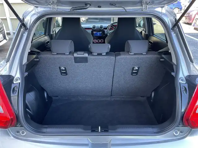 スズキ スイフト スポーツ 東京都 2023(令5)年 3万km プレミアムシルバーメタリック 純正ナビ　/全周囲カメラ　/フルセグＴＶ　/追従クルコン　/純正ドラレコ　/ビルトインＥＴＣ　/パドルシフト　/セーフティパッケージ　/Ｂｌｕｅｔｏｏｔｈ　/LEDヘッド　/純正17インチAW　/コーナーセンサー　/禁煙