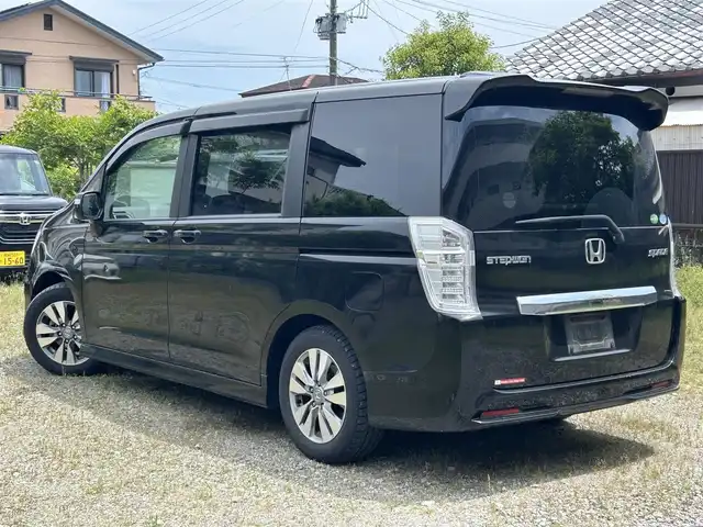 ホンダ ステップワゴン スパーダ S 宮崎県 2012(平24)年 8.2万km プレミアムスパークルブラックパール /ナビ(VXM-122VF)//TV/CD/DVD/Bluetooth//バックカメラ//ETC//片側パワースライドドア//フリップダウンモニター//パドルシフト//純正アルミホイール//純正フロアマット//ドアバイザー//電格ウィンカーミラー
