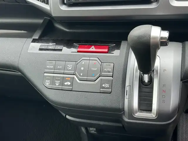 ホンダ ステップワゴン スパーダ S 宮崎県 2012(平24)年 8.2万km プレミアムスパークルブラックパール /ナビ(VXM-122VF)//TV/CD/DVD/Bluetooth//バックカメラ//ETC//片側パワースライドドア//フリップダウンモニター//パドルシフト//純正アルミホイール//純正フロアマット//ドアバイザー//電格ウィンカーミラー