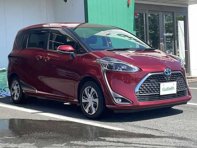 トヨタ シエンタ ハイブリッド G クエロ 京都府 2022(令4)年 2.2万km センシュアルレッドマイカ 純正メモリナビ　フルセグ　Ｂｌｕｅｔｏｏｔｈオーディオ　ＤＶＤ再生　バックカメラ　プリクラッシュセーフティ　クルーズコントロール　レーンキープアシスト　両側パワースライドドア　ビルトインＥＴＣ　禁煙車