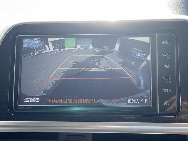 トヨタ シエンタ ハイブリッド G クエロ 京都府 2022(令4)年 2.2万km センシュアルレッドマイカ 純正メモリナビ　フルセグ　Ｂｌｕｅｔｏｏｔｈオーディオ　ＤＶＤ再生　バックカメラ　プリクラッシュセーフティ　クルーズコントロール　レーンキープアシスト　両側パワースライドドア　ビルトインＥＴＣ　禁煙車