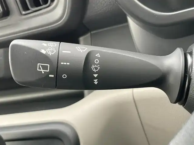 トヨタ パッソ X　S 香川県 2017(平29)年 1.4万km ファイアークォーツレッドM 登録時走行距離：14052km/純正ＳＤナビゲーション/→CD/DVD/BT/→フルセグTV/バックカメラ/前後ドライブレコーダー/ステアリングリモコン/リモコンキー/アイドリングストップ/ハロゲンヘッドライト/ヘッドライトレベライザー/ISOFIX/純正マット/電動格納ミラー