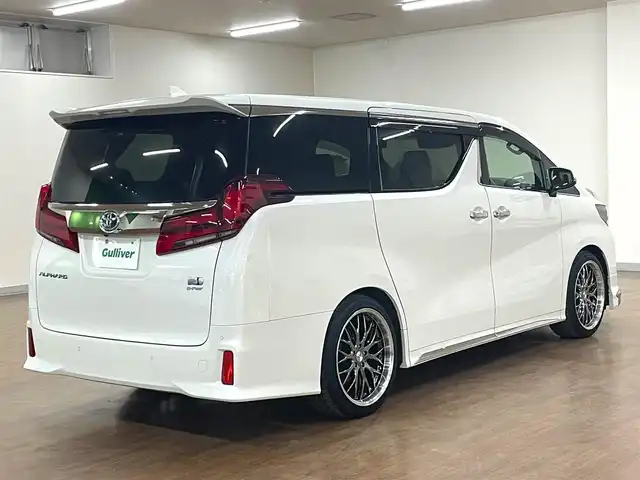 トヨタ アルファードハイブリット S タイプゴールドⅢ 道央・札幌 2022(令4)年 4.8万km ホワイトパールクリスタルシャイン 4WD/ワンオーナー/フロントモデリスタエアロ/社外20インチAW/RSR車高調/Wサンルーフ/純正ナビ/・フルセグTV/CD/DVD/BT/USB/TVキャンセラー/純正フリップダウンモニター/バックカメラ/社外ミラー一体型ドライブレコーダー/両側パワースライドドア/ハーフレザーシート/パワーバックドア/レーダークルーズコントロール/ビルトインETC2.0/ブラインドスポットモニター/トヨタセーフティセンス/・プリクラッシュセーフティ/・レーンディパーチャーアラート/・ロードサインアシスト/・先行車発進遅れ機能/横滑り防止装置/前後コーナーセンサー/電動パーキングアシスト/ブレーキホールド/オートライト/オートハイビーム/LEDヘッドライト/フォグライト/AC100V電源/ウインカーミラー/純正フロアマット/純正ドアバイザー/サイド、カーテンエアバッグ/2列目オットマン/ステアリングリモコン/プッシュスタート/スマートキー/新車時保証書/取扱説明書