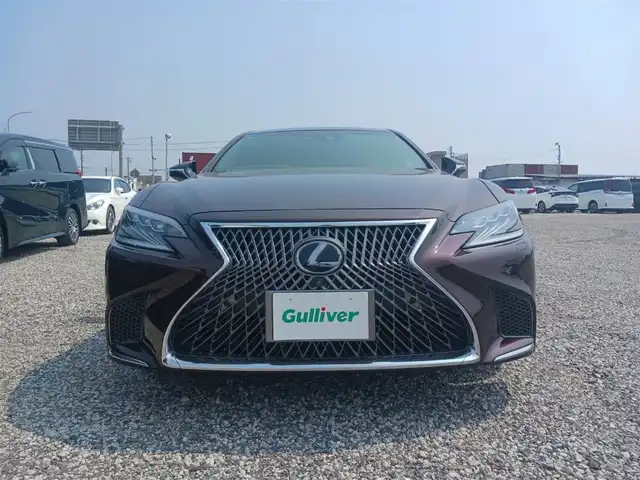 レクサス ＬＳ 500h エグゼクティブ 愛知県 2018(平30)年 4.3万km ソニックアゲート 純正12.3型ナビ/フルセグTV/バックモニター/ビルトインETC2.0/レーダークルーズコントロール/クリアランスソナー/セーフティシステムプラスA/・プリクラッシュセーフティシステム/・フロントクロストラフィックアラート/・レーントレーシングアシスト/・レーンチェンジアシスト/・ドライバー異常時停車支援システム/・アダプティブハイビームシステム/・ロードサインアシスト/・先行車発進告知機能/LEDヘッドランプ/デュアルオートエアコン/本木製/革巻きコンビステアリング/ステアリングヒーター/パドルシフト/L-ANILINE革シート/全席パワーシート/全席シートヒーター/ベンチレーション/純正OP20インチアルミホイール/スマートエントリー/スタートシステム/マークレビンソン3Dサウンドシステム/禁煙車