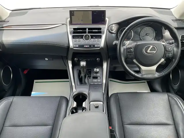 レクサス ＮＸ 300 バージョンL 岩手県 2018(平30)年 5万km ソニッククォーツ 禁煙車/4WD（切替）/全方位カメラ/ブラインドスポットモニター/レーダークルーズコントロール/クリアランスソナー/衝突軽減ブレーキ/横滑り防止装置/純正10.3インチナビ/→フルセグTV/Bluetooth/CD/DVD/FM/AM/バックカメラ/ハンドルヒーター/前席パワーシート/前席エアシート/全席シートヒーター/全席オートパワーウィンドウ/パワーバックドア/オートライト/三眼LEDヘッドライト/オートマチックハイビーム/フォグライト/〇プッシュスタート/〇フロアマット/〇電動格納ミラー/〇ウィンカーミラー/電子パーキング/オートホールド/ドライブレコーダー/ETC/カードキー/スペアキー/取扱説明書