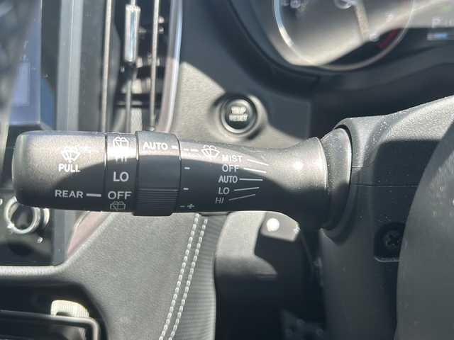 スバル フォレスター スポーツ 鳥取県 2022(令4)年 3.7万km ゴールド ワンオーナー/アイサイト/直噴ターボエンジン１．８/シンメトリカルAWD/純正ナビ/運転席＆助手席パワーシート/運転席＆助手席シートヒーター/ステアリングヒーター/リアシートヒーター/フルセグテレビ/バックカメラ/アイドリングストップ/クルーズコントロール/サンルーフ/プッシュスタート/ETC/バックカメラ/LEDヘッドライト