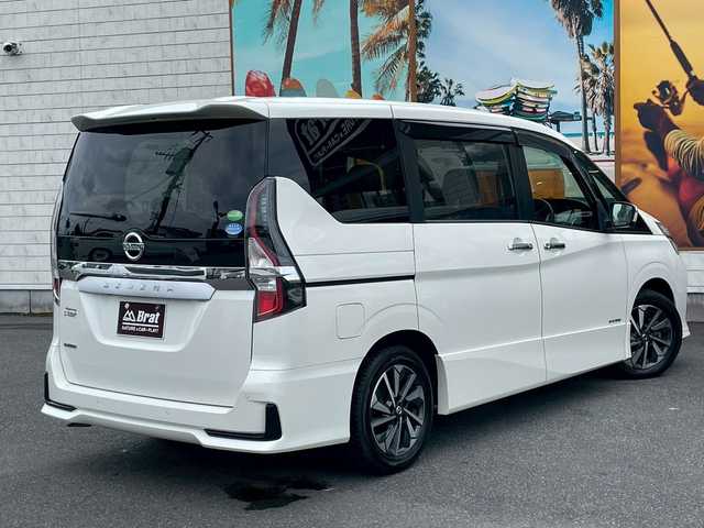 日産 セレナ ハイウェイスター V 宮崎県 2019(令1)年 4.2万km パール 前後ドライブレコーダー　/両側パワースライド　/アイストップ　/プロパイロット　/レーダークルーズコントロール　/全方位カメラ　/ケンウッドＳＤナビ　/ＣＤ　/ＵＳＢ　/ワンセグ　/Ｂｌｕｅｔｏｏｔｈ　/純正フロアマット