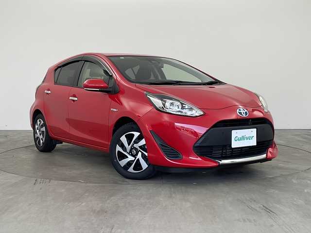 トヨタ アクア S スタイルブラック 兵庫県 2020(令2)年 3.3万km スーパーレッドⅤ ・純正ナビ/Bluetooth/CD/DVD/TV/SD/・バックカメラ/・レーンディパーチャーアラート/・プリクラッシュセーフティ/・パーキングサポートブレーキ/・オートマチックハイビーム/・クリアランスソナー/・先行車発進お知らせ/・EVモード/・純正ビルトインETC/・前後ドライブレコーダー/・LEDオートライト/・社外フロアマット/・ウインカーミラー/・ヘッドライトレベライザー/・電動格納ミラー/・ウインカーミラー/・スマートキー/・プッシュスタート