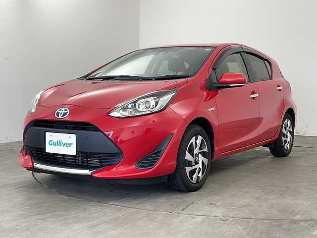 トヨタ アクア S スタイルブラック 兵庫県 2020(令2)年 3.3万km スーパーレッドⅤ ・純正ナビ/Bluetooth/CD/DVD/TV/SD/・バックカメラ/・レーンディパーチャーアラート/・プリクラッシュセーフティ/・パーキングサポートブレーキ/・オートマチックハイビーム/・クリアランスソナー/・先行車発進お知らせ/・EVモード/・純正ビルトインETC/・前後ドライブレコーダー/・LEDオートライト/・社外フロアマット/・ウインカーミラー/・ヘッドライトレベライザー/・電動格納ミラー/・ウインカーミラー/・スマートキー/・プッシュスタート