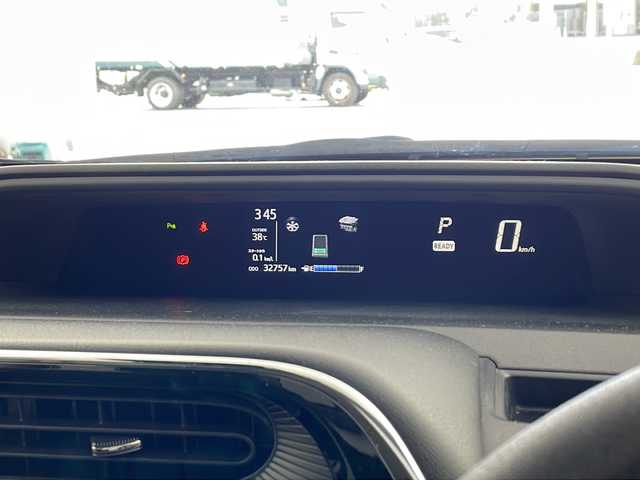 トヨタ アクア S スタイルブラック 兵庫県 2020(令2)年 3.3万km スーパーレッドⅤ ・純正ナビ/Bluetooth/CD/DVD/TV/SD/・バックカメラ/・レーンディパーチャーアラート/・プリクラッシュセーフティ/・パーキングサポートブレーキ/・オートマチックハイビーム/・クリアランスソナー/・先行車発進お知らせ/・EVモード/・純正ビルトインETC/・前後ドライブレコーダー/・LEDオートライト/・社外フロアマット/・ウインカーミラー/・ヘッドライトレベライザー/・電動格納ミラー/・ウインカーミラー/・スマートキー/・プッシュスタート