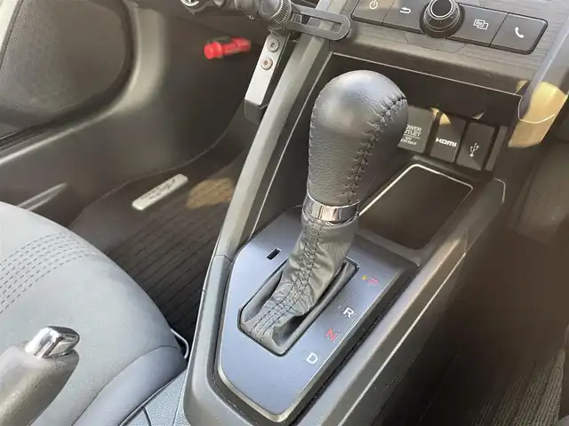 ホンダ Ｓ６６０ α 愛知県 2015(平27)年 6万km プレミアムスターホワイトP 純正ディスプレイオーディオ/Bluetooth/ETC/USB接続端子/ドライブレコーダー/リアバンパー社外エアロ（モデューロ）/16インチSSRアルミホイール/RAYSホイールナット/HKSマフラー/ヨコハマアドバンタイヤ/アクティブリアスポーラー/社外ブーストメーター　（ブーストメーター不良）/社外サイドマーカー/社外デジタルインナーミラー/社外ドアスタビライザー