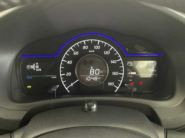 日産 ノート e－パワー メダリスト 茨城県 2017(平29)年 1.2万km プレミアムコロナオレンジ 純正SDナビ/CD/DVD/BT/フルセグテレビ/全方位カメラ/デジタルインナーミラー/エマージェンシーブレーキ/ステアリングスイッチ/革巻きハンドル/プッシュスタート/ハーフレザーシート/純正フロアマット/純正アルミホイール/LEDライト/フォグランプ/オートライト/ドアバイザー/スマートキー